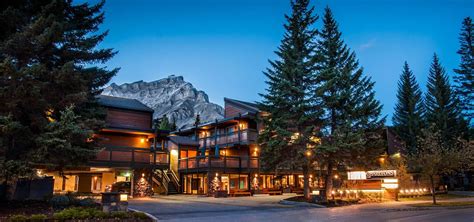 banff hotel reservations.